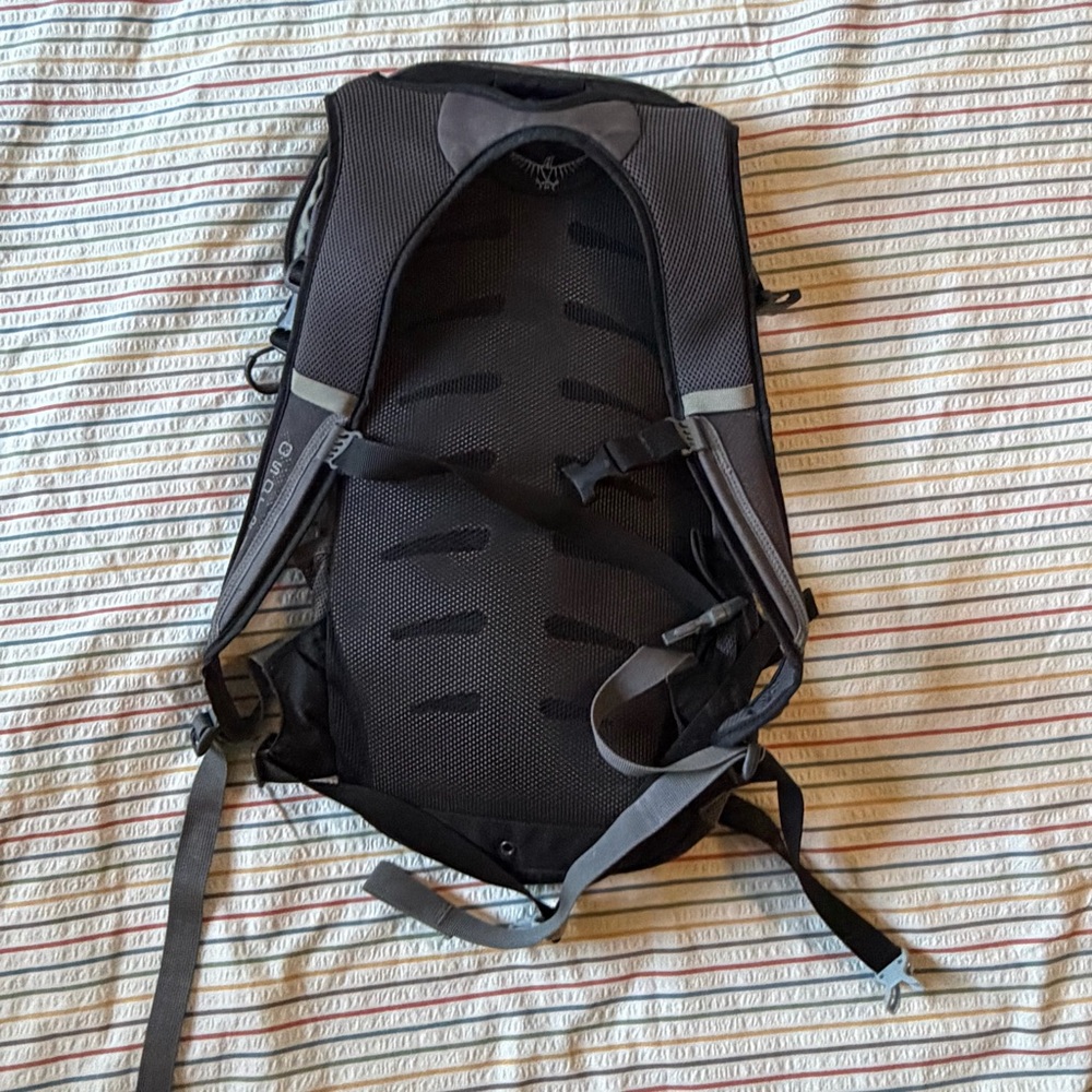 Osprey Daylite hiking daypack, black/grey - Picture 2 of 5